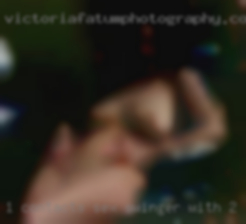 1) contacts Sex swinger with 2 guys at once.