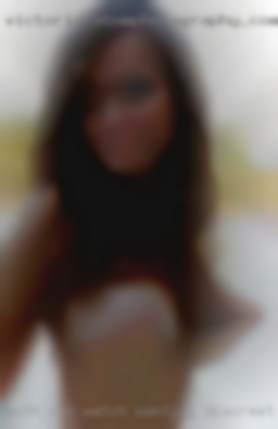 Both can watch wanting discreet or participate near Charleston TN.